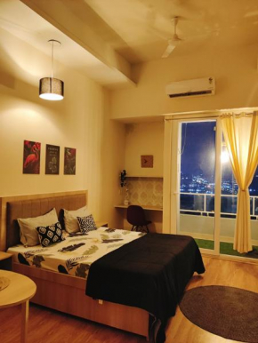 Modern Suites by Hey Studio's